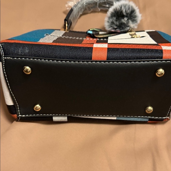 Multicolor Geometric Satchel - Picture 4 of 9